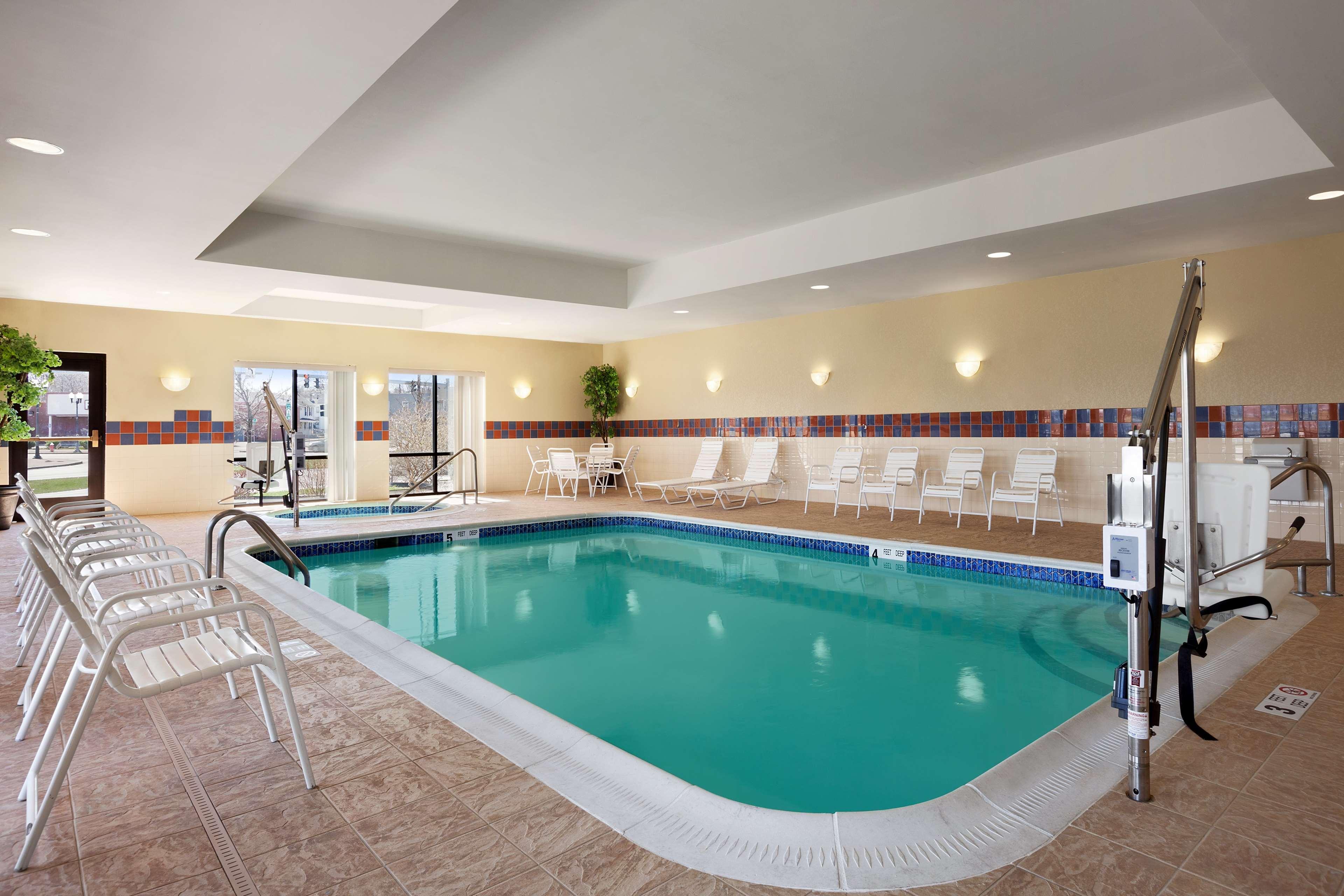 Hampton Inn Geneva Exterior foto