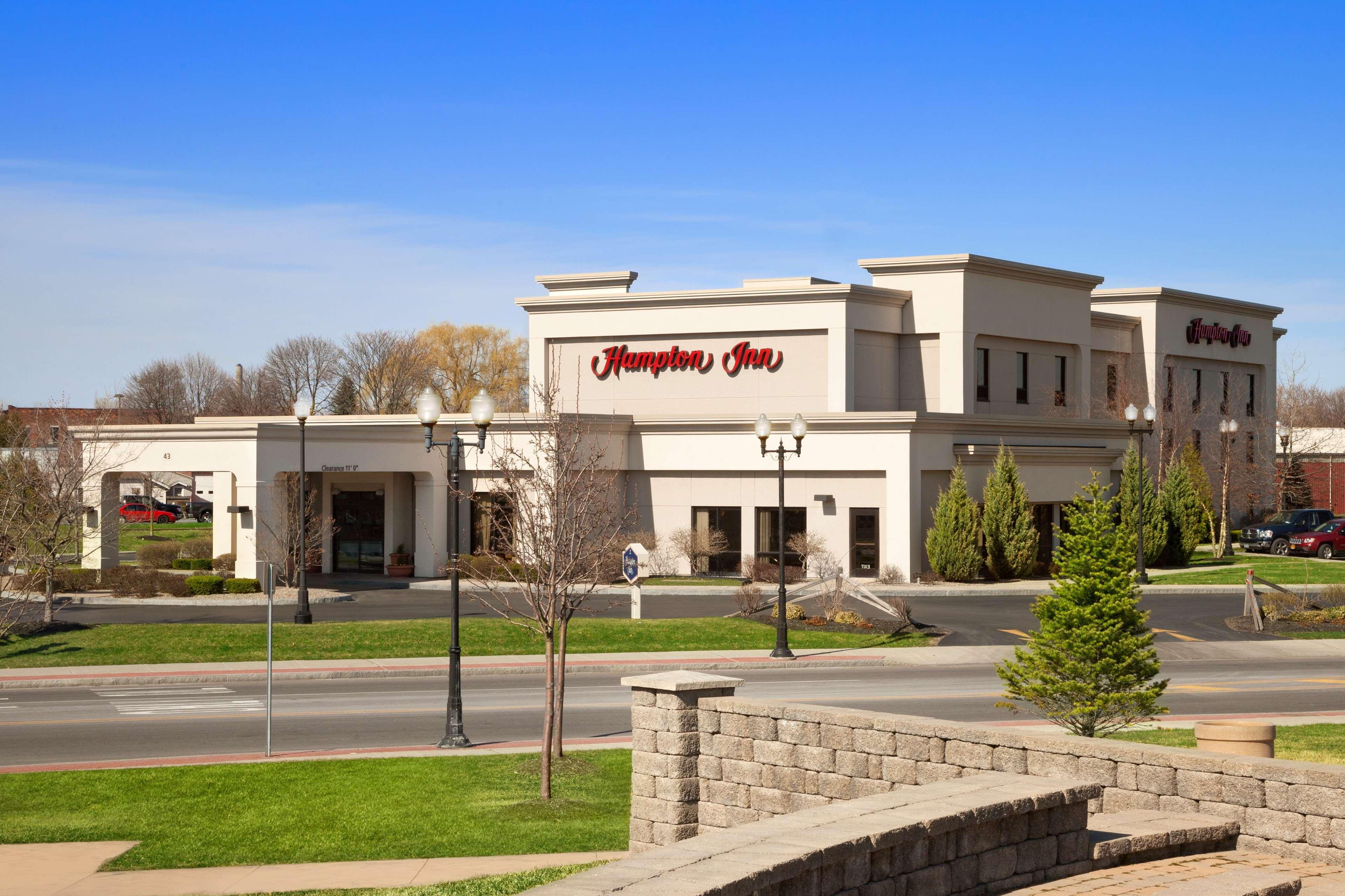 Hampton Inn Geneva Exterior foto